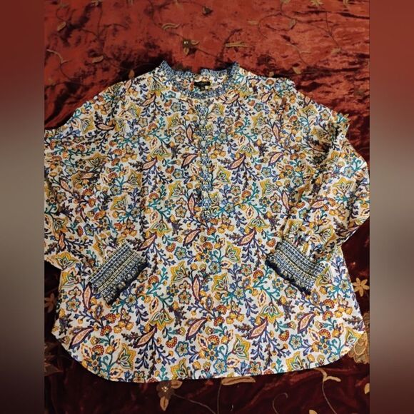 Floral Patterned Blouse - Picture 1 of 7